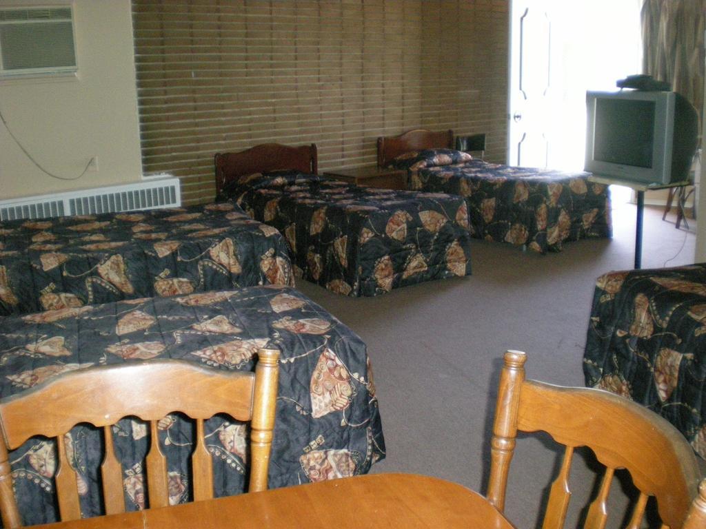 Motel Seigneurie De Vaudreuil Rom bilde